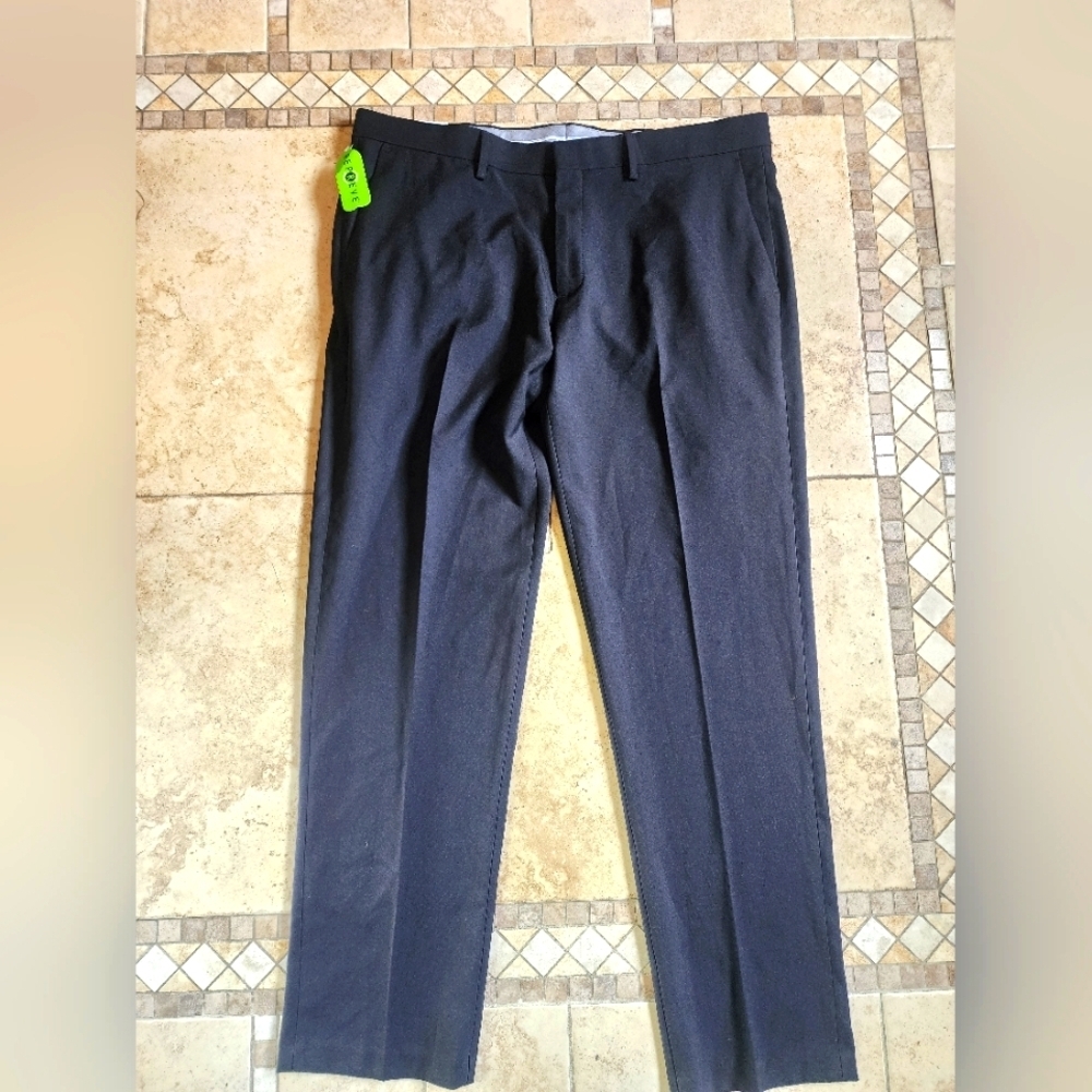 Haggar Classic Black Dress Pants for Men